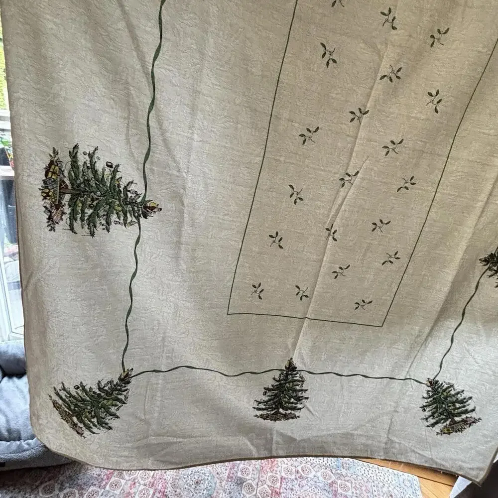 Spode Christmas Tree Tablecloth 114x56 Ivory Green Holiday Cotton Blend